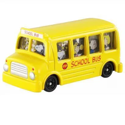 Takara Tomy No.154 Diecast Car Snoopy Bus