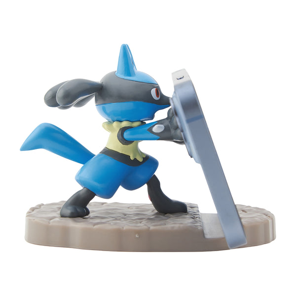 Pokemon Lucario Smartphone Stand Figure