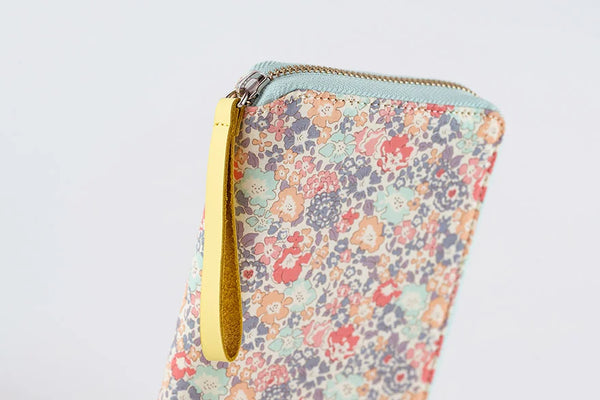 Hobonichi Techo 2027 LIBERTY FABRICS Michelle Weeks Cover