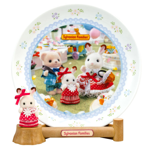 Sylvanian Families Collection Plate 2025