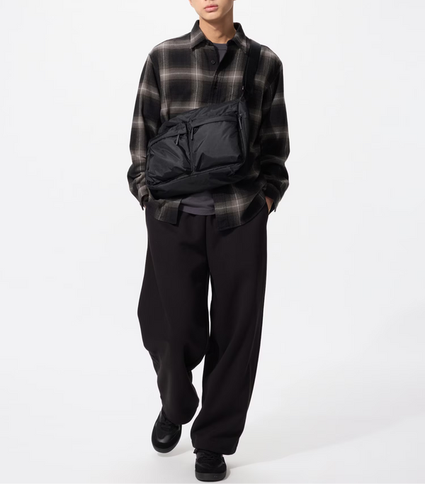 UNIQLO 483592 Multi-Pocket Shoulder Bag