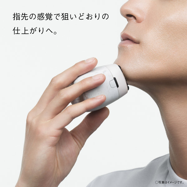 Panasonic Lamdash Palm-In PRO 6-Blade Shaver ES-P650U