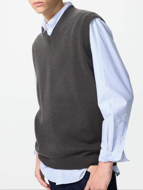 Uniqlo Knit V-Neck Vest