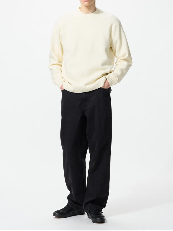 Soufflé Yarn Crew Neck Sweater
