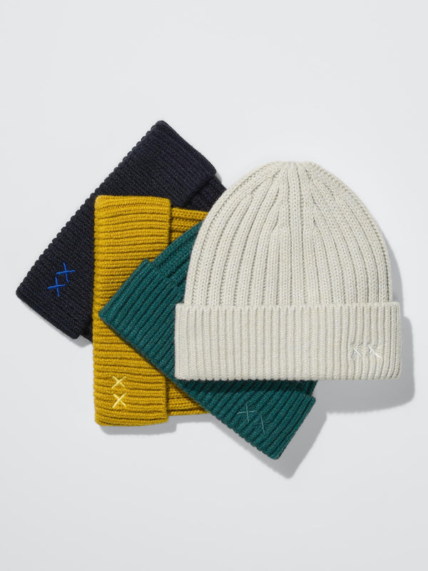 KAWS x UNIQLO Winter HEATTECH Knit Beanie Hat