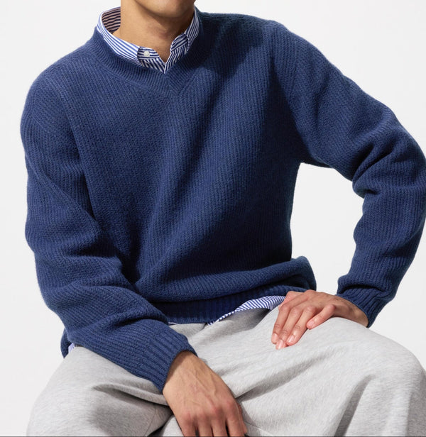 3D Soufflé Yarn V-Neck Sweater