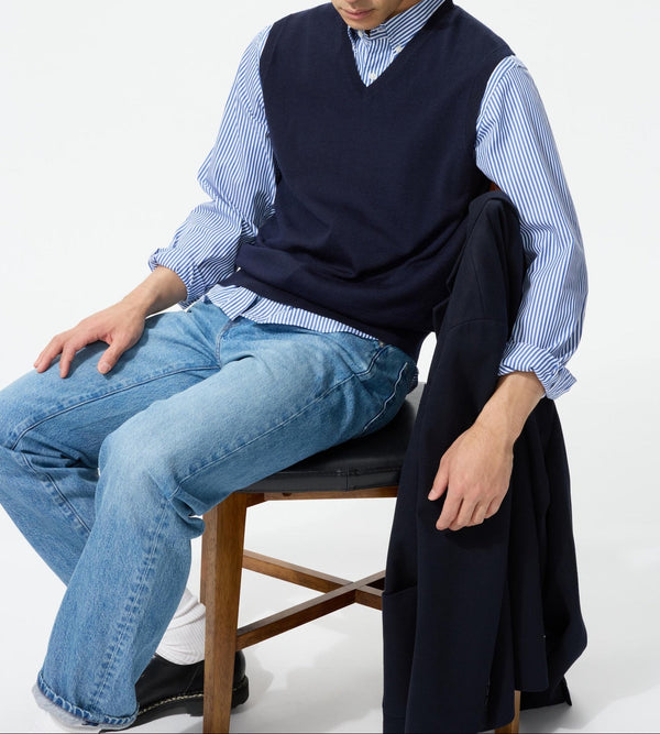 Uniqlo Extra Fine Merino Wool V-Neck Vest