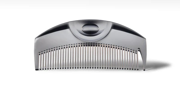LOVECHROME INBATH Tsuki Folding Hair Comb