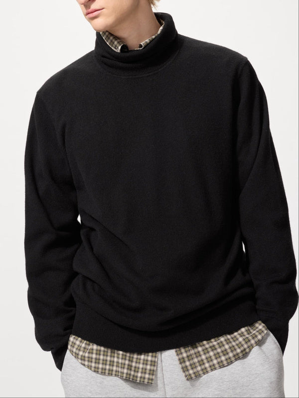 Uniqlo Cashmere Turtleneck Sweater