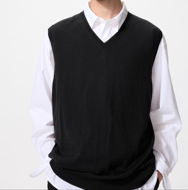 Uniqlo Extra Fine Merino Wool V-Neck Vest
