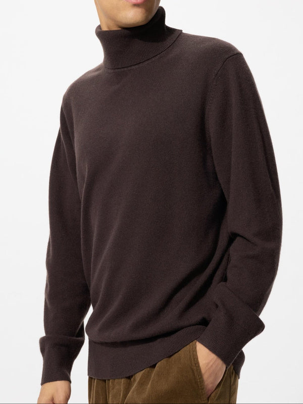 Uniqlo Cashmere Turtleneck Sweater
