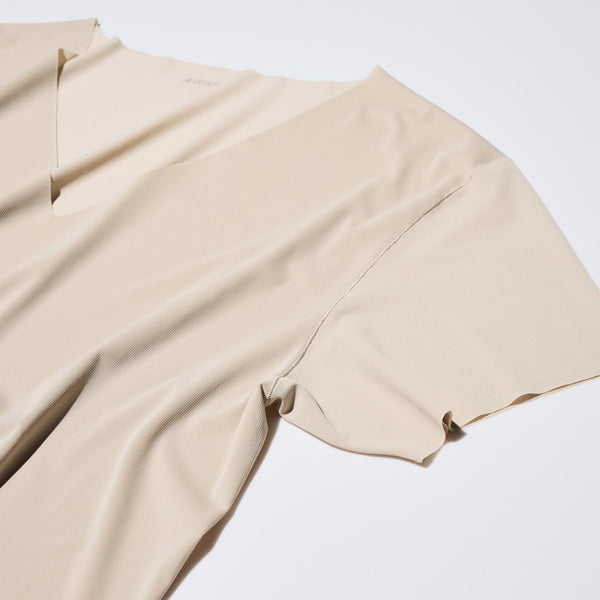 Uniqlo AIRism Deodorant Mesh V-Neck T-Shirt