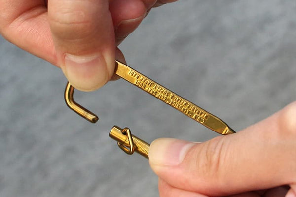 CANDY DESIGN&WORKS Kendrick CK-18 Keyring – Brass Vintage Carabiner