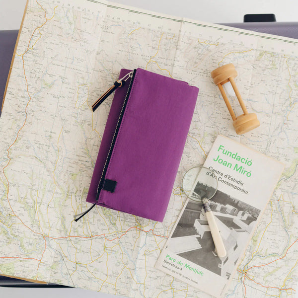 Hobonichi Techo 2027 Tragen Purple Weeks Cover