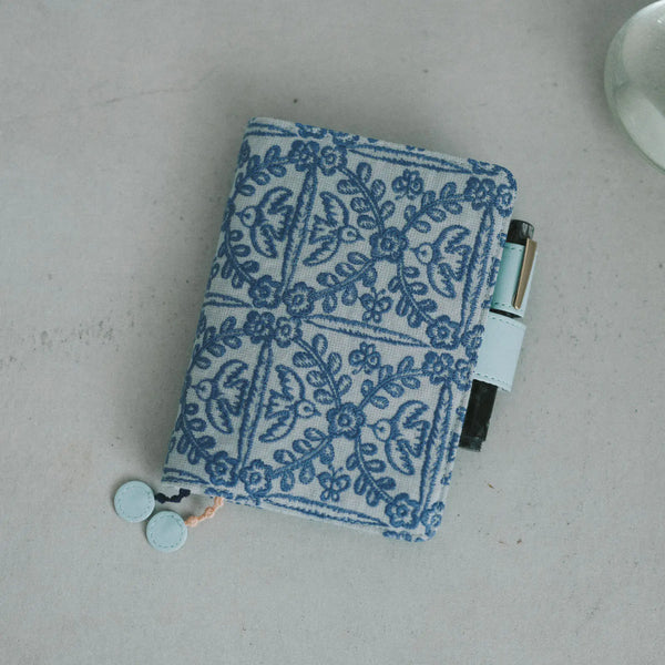 Hobonichi Techo 2027 Minä Perhonen Felice Blue A6 Planner Cover