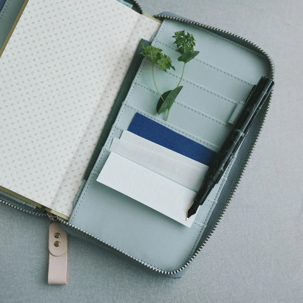 Hobonichi Techo 2027 minä perhonen felice Blue Weeks Cover