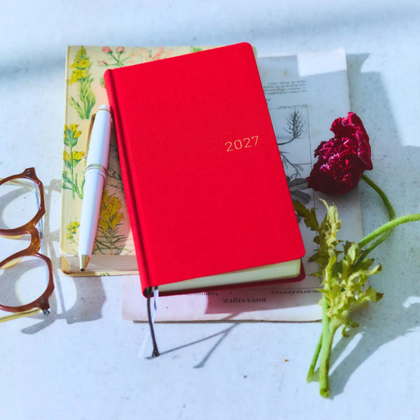 Hobonichi Techo 2027 Weeks Poppy Red Planner