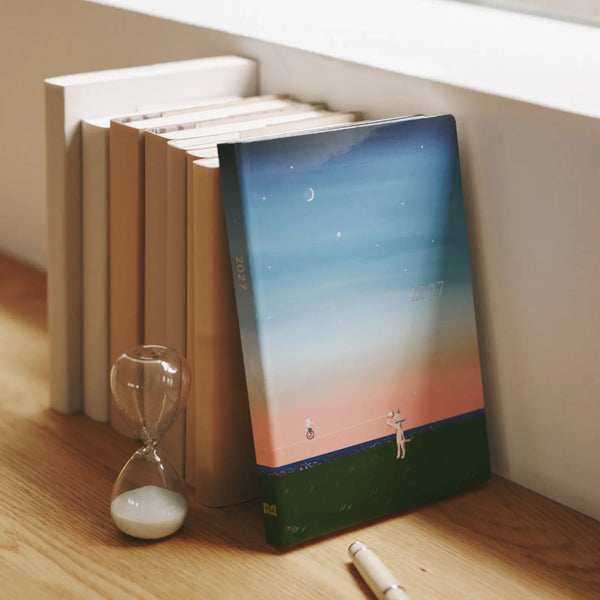Hobonichi Techo 2027 Hiroko Kubota Until the Moon Is Full HON A5 Daily Planner