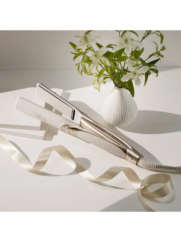 ReFa Carbon Layer Professional Hair Straightener Pro